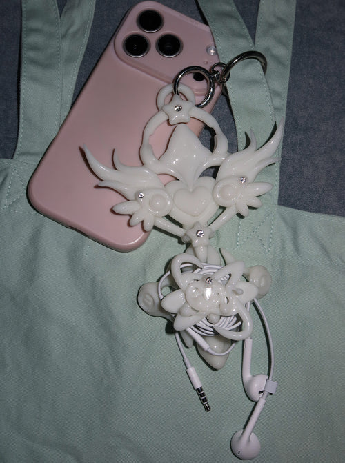 EARPHONE HOLDER 𝙀𝘼𝙍𝙏𝙃 𝘾𝙊𝙉𝙉𝙀𝘾𝙏𝙄𝙊𝙉 𝙒𝘼𝙉𝘿 - JELLY WHITE ⌒(ゝ。∂) ᯓ★